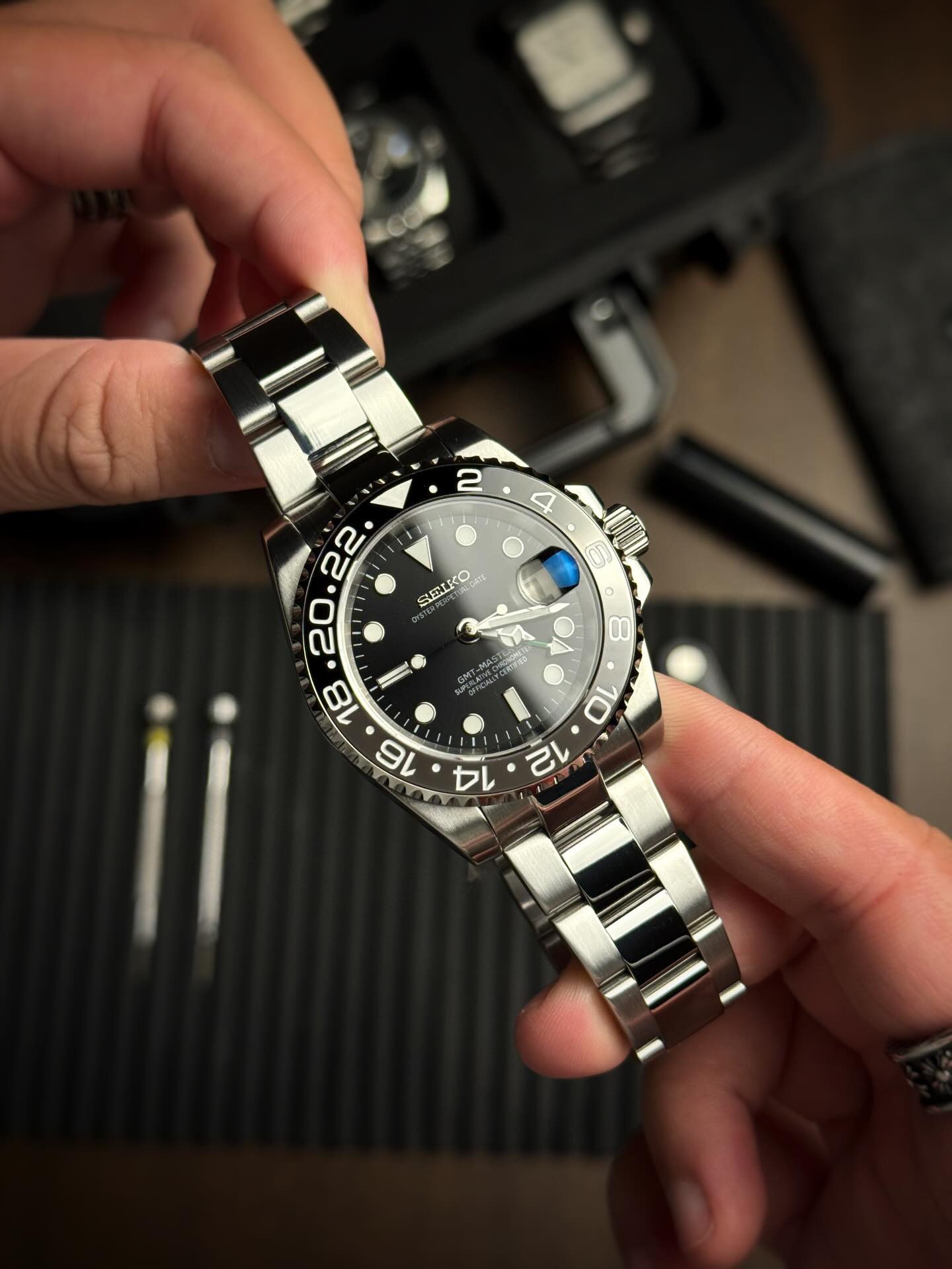 Seiko GMT II Bruce Wayne - Noirval