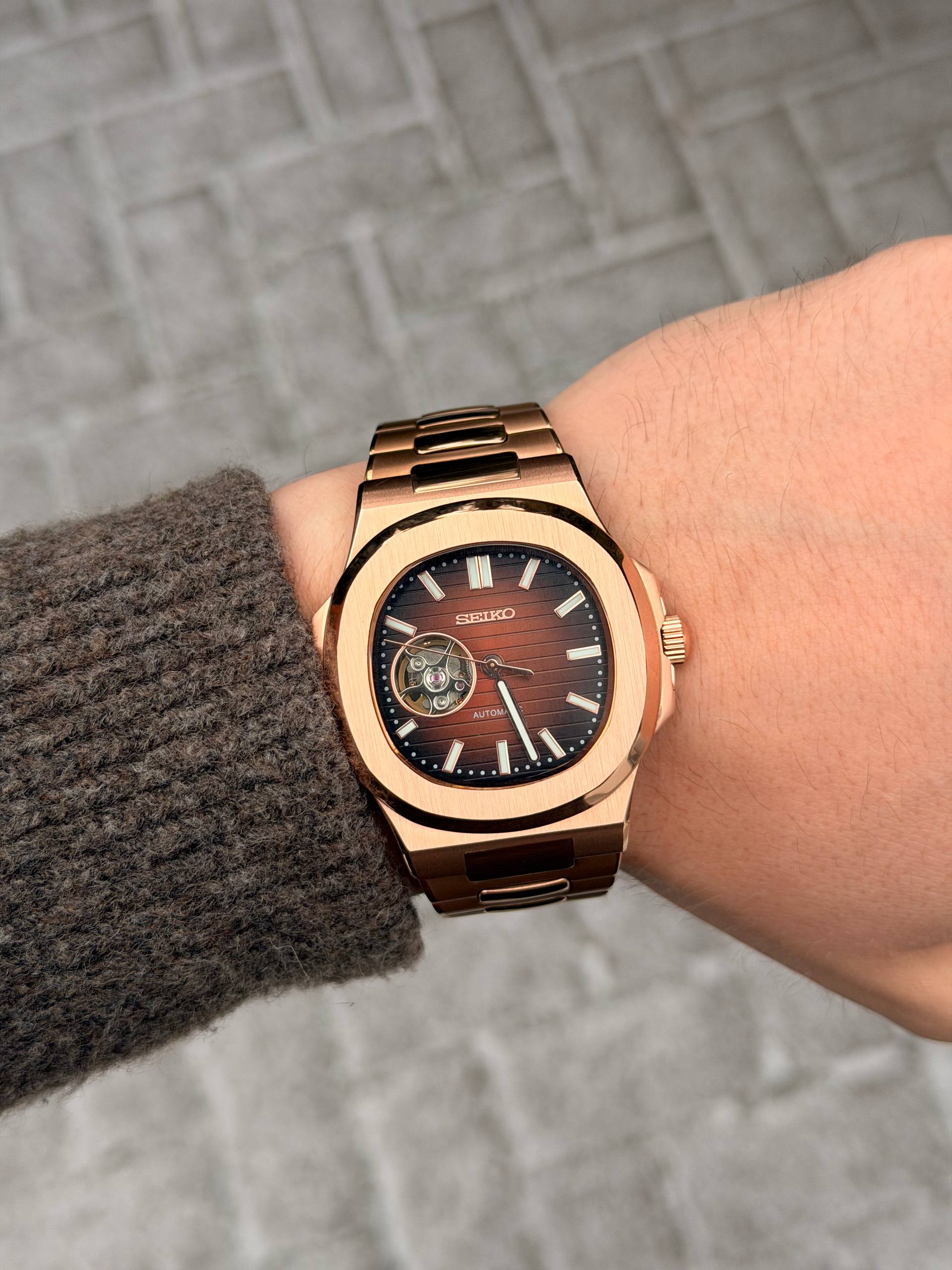 Seiko Nautilus Rose Gold Open Heart - Noirval